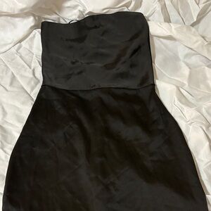 Elegant Black Strapless Dress